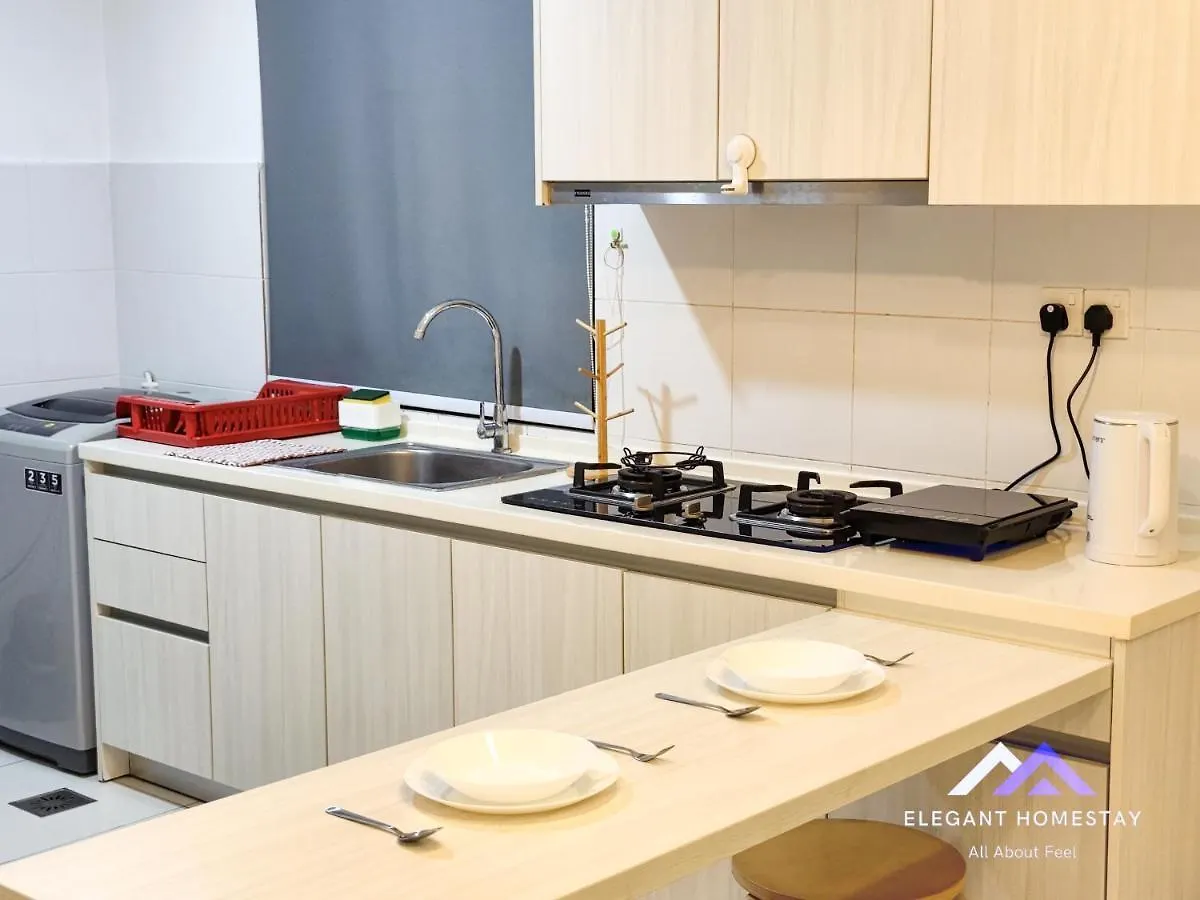 1 Tebrau By Elegant Johor Bahru Apartment 0*,