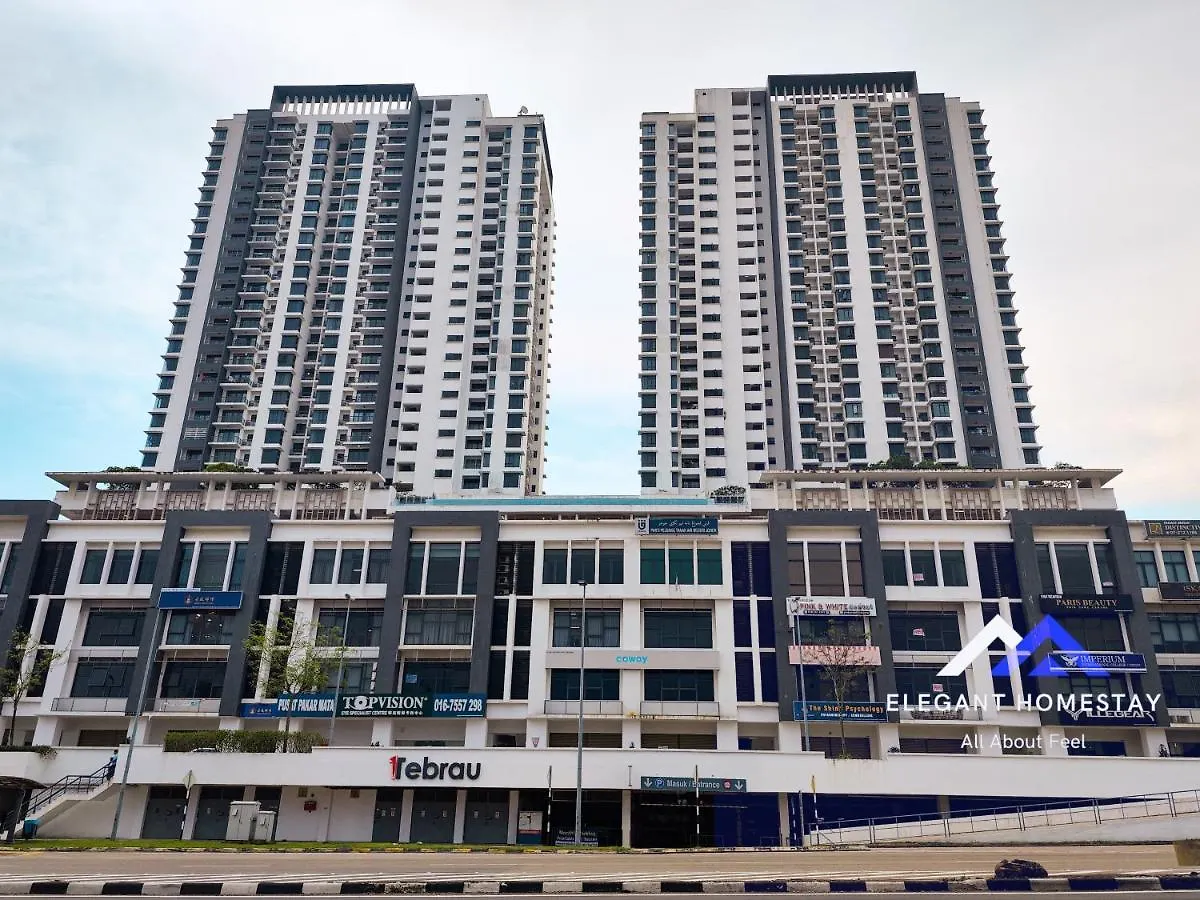1 Tebrau By Elegant Johor Bahru Apartment 0*,